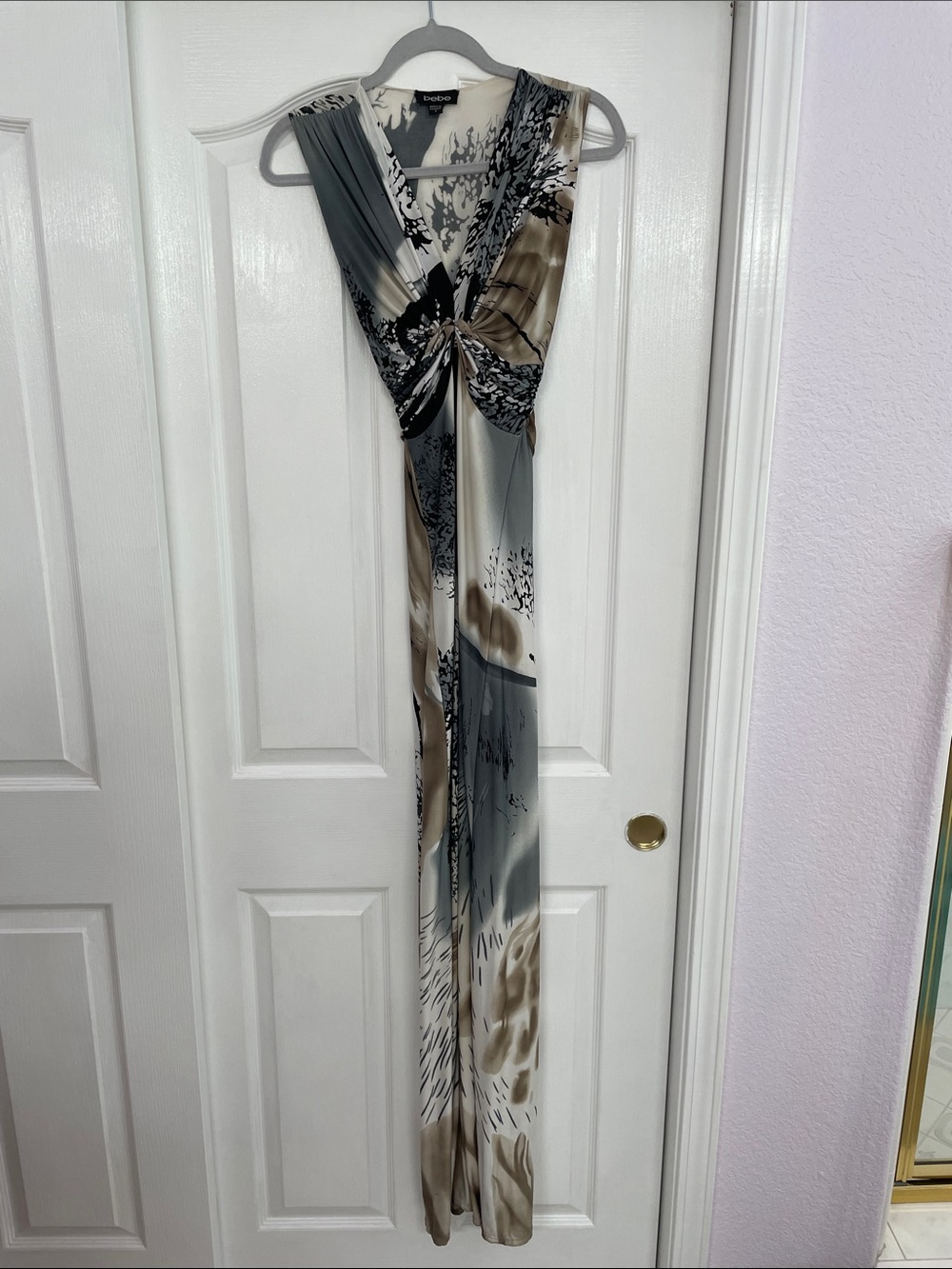 bebe Knot-Front Maxi Dress in Gray and Tan Abstract Print